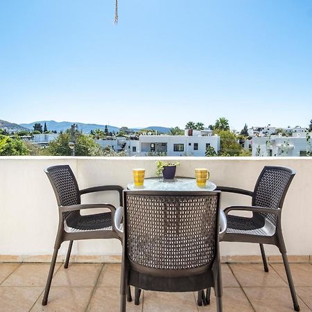 Central, Cozy, 15 Min Walk To The Beach, Fast Wi-Fi, Free Parking, 4Ppl Bodrum Exteriör bild