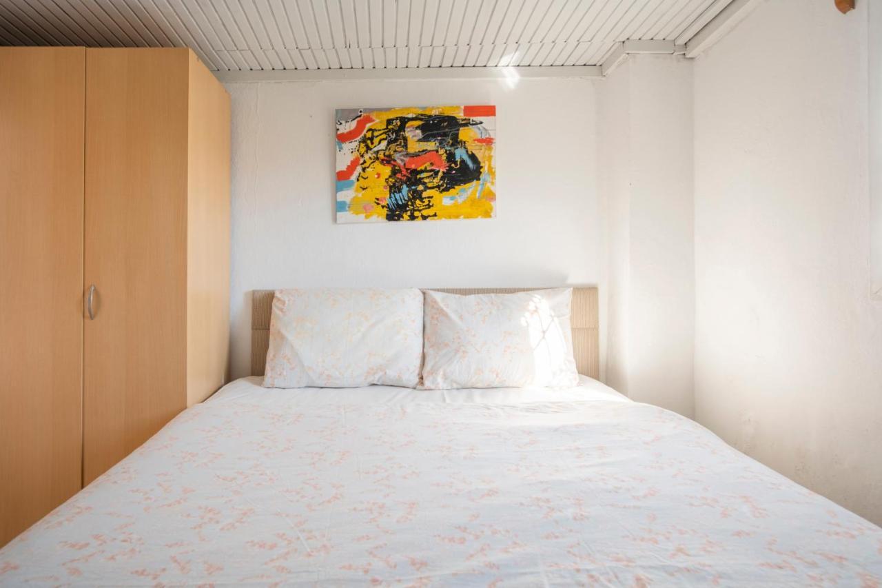 Central, Cozy, 15 Min Walk To The Beach, Fast Wi-Fi, Free Parking, 4Ppl Bodrum Exteriör bild