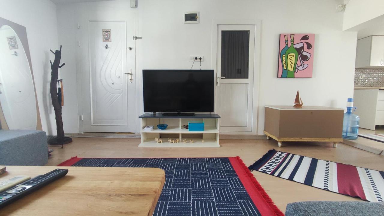 Central, Cozy, 15 Min Walk To The Beach, Fast Wi-Fi, Free Parking, 4Ppl Bodrum Exteriör bild