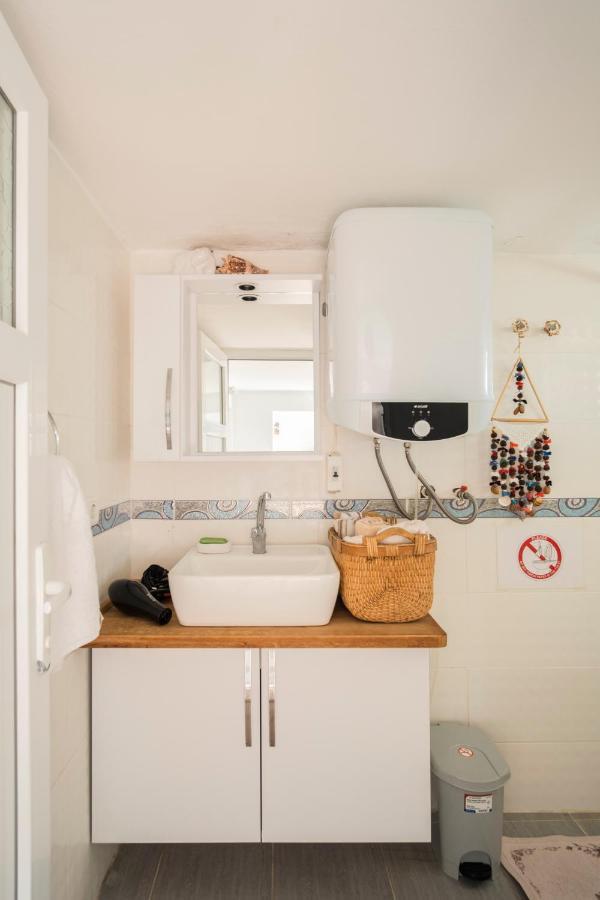 Central, Cozy, 15 Min Walk To The Beach, Fast Wi-Fi, Free Parking, 4Ppl Bodrum Exteriör bild