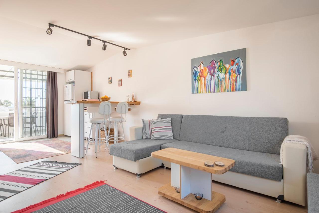 Central, Cozy, 15 Min Walk To The Beach, Fast Wi-Fi, Free Parking, 4Ppl Bodrum Exteriör bild